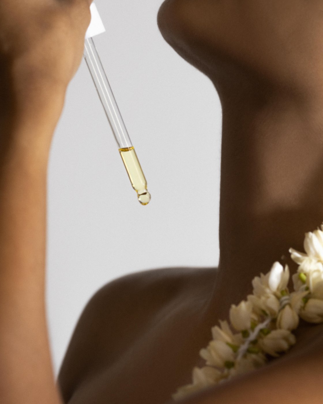 Jasmine- Body Oil - image 2