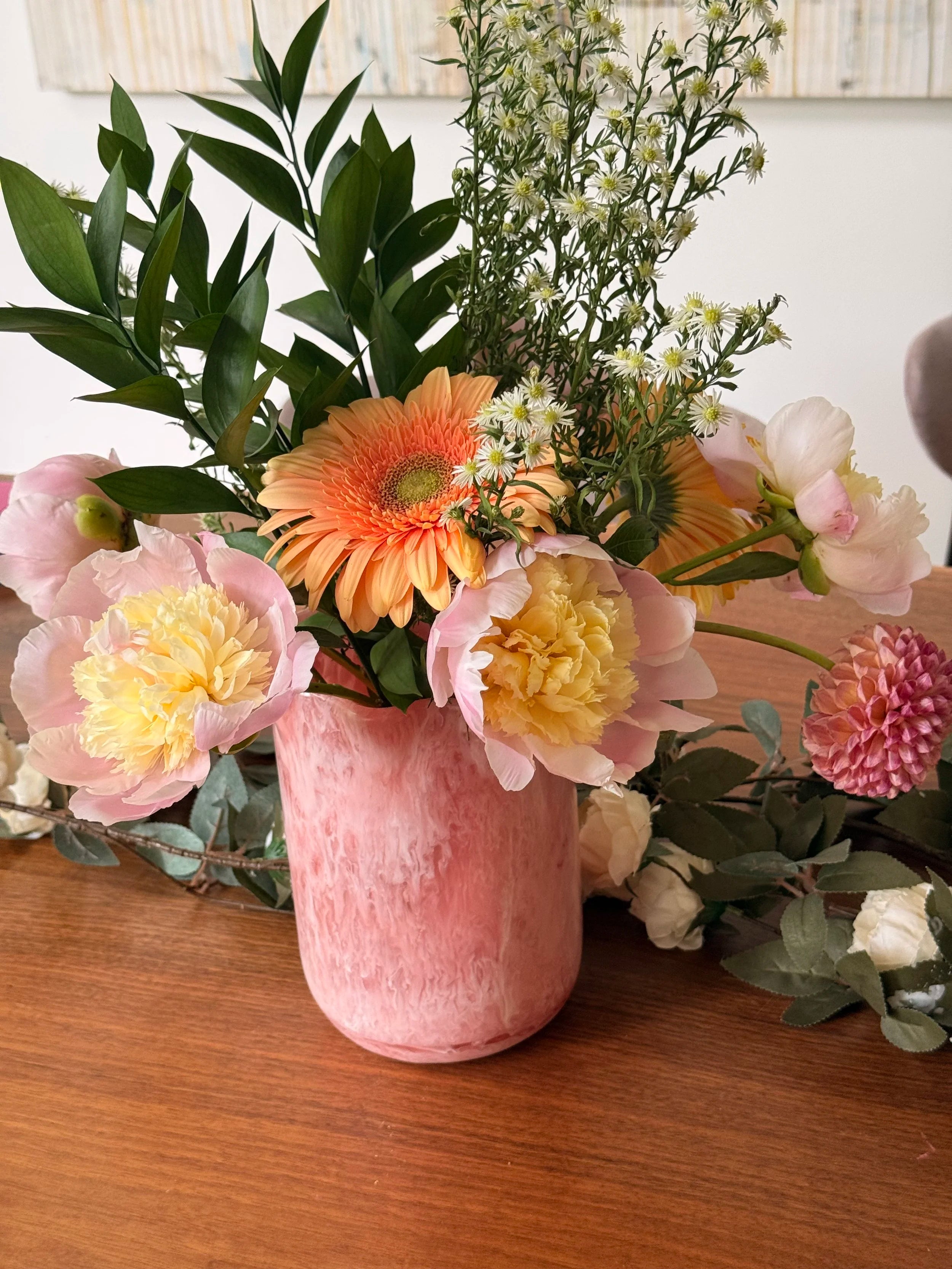 Marbled Resin Vase - image 3